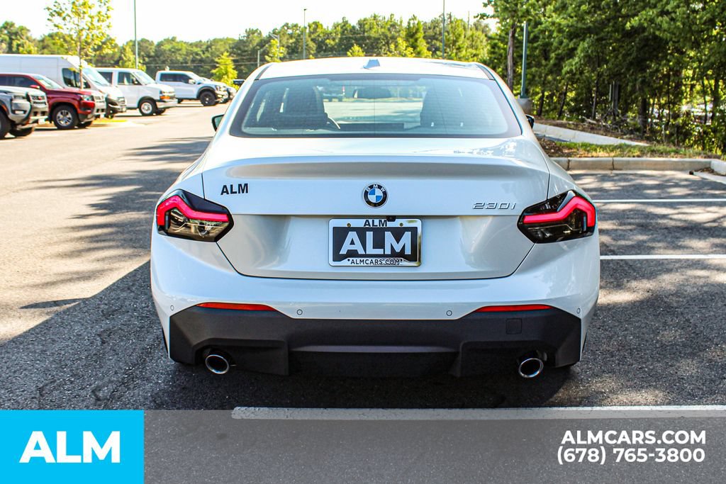 Used 2026 BMW 230i Coupe RWD image 9