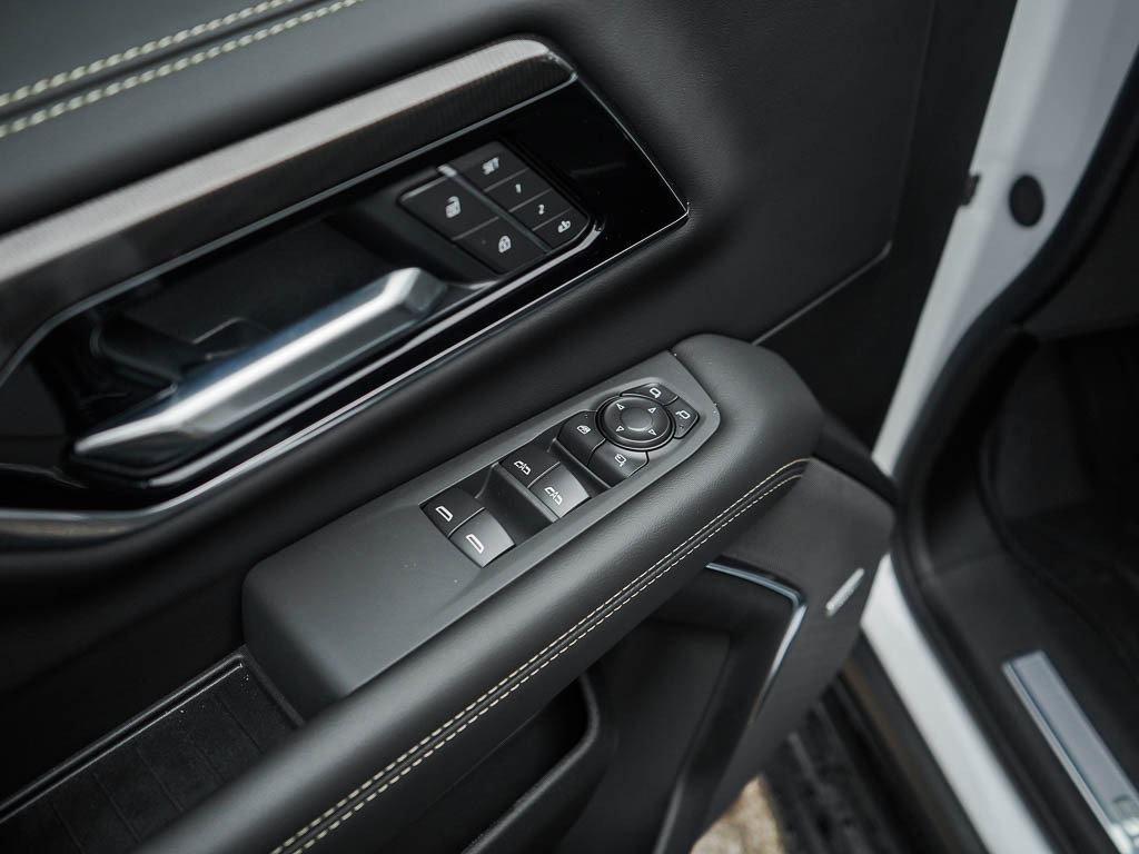 New 2026 GMC Yukon XL Elevation w/ LPO, Floor Liner Package image 20