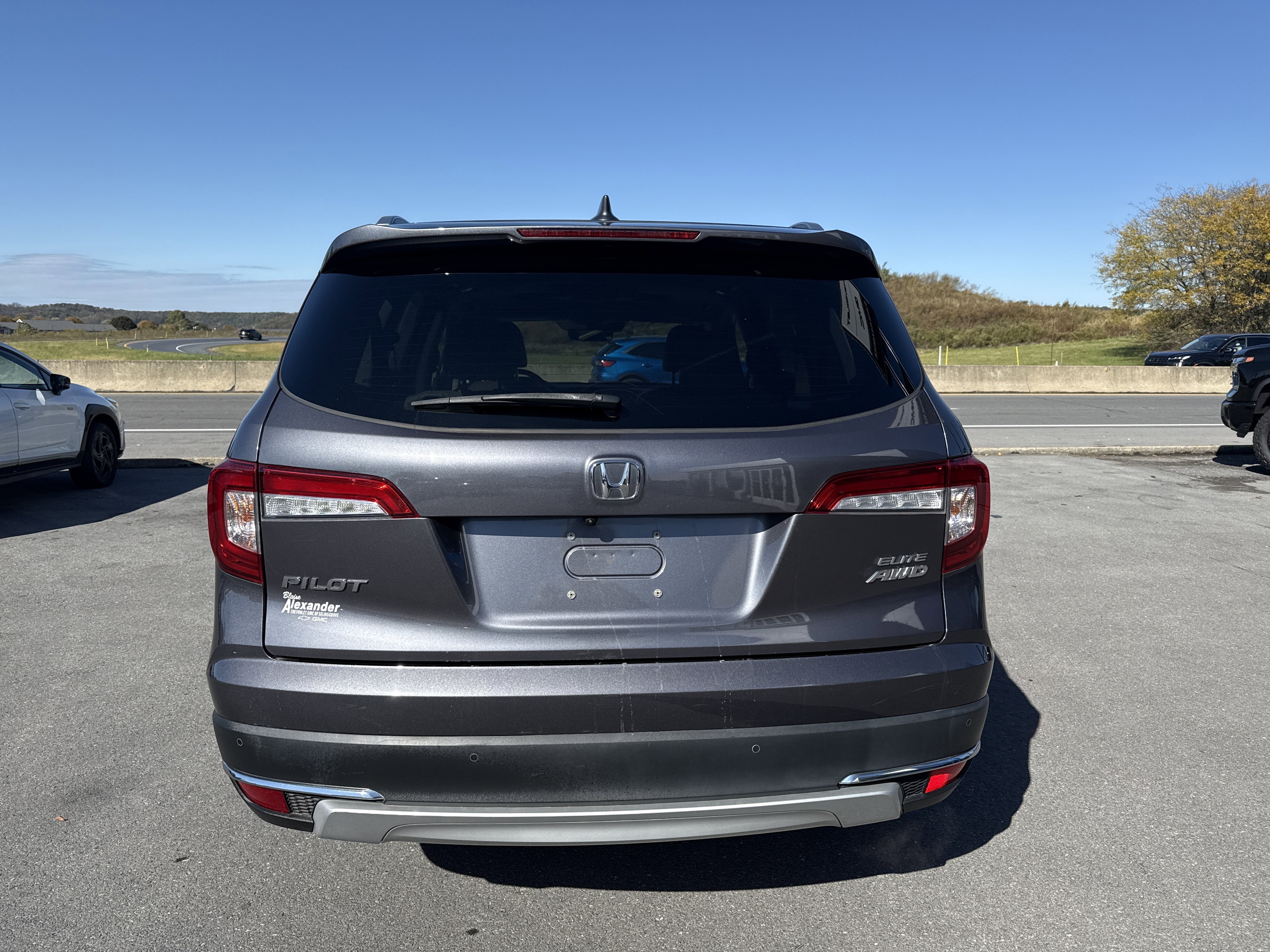 Used 2020 Honda Pilot Elite image 4