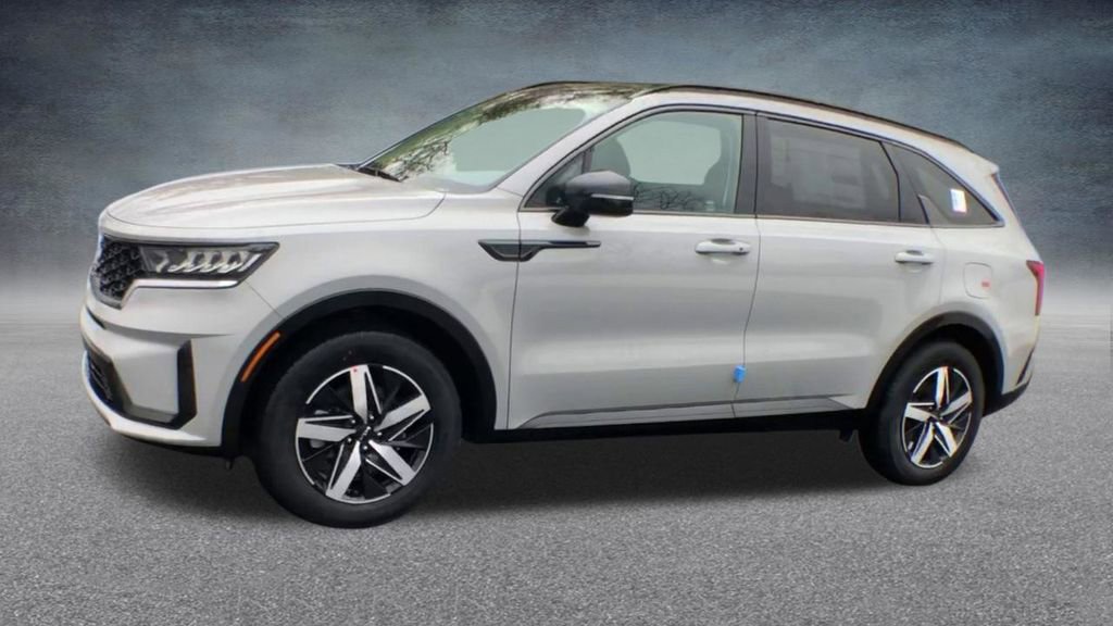 Used 2022 Kia Sorento EX w/ Panoramic Sunroof Package image 9