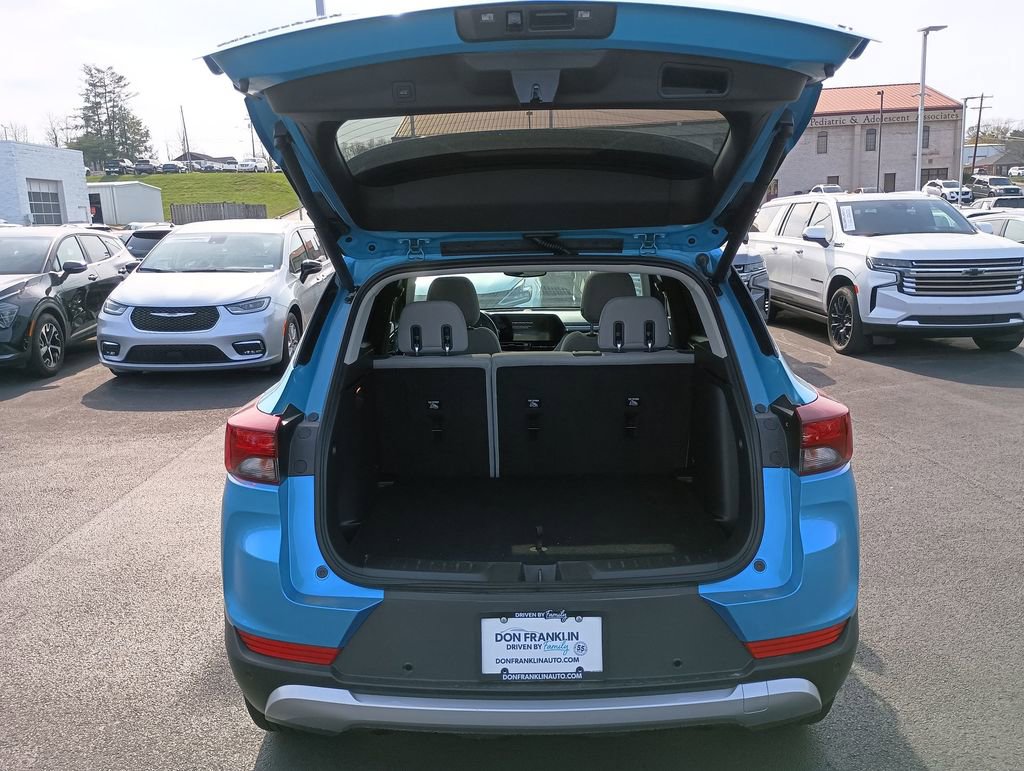 New 2025 Chevrolet TrailBlazer LT w/ Convenience Package image 30