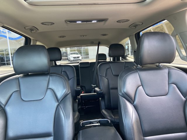 Used 2025 Kia Telluride S image 19