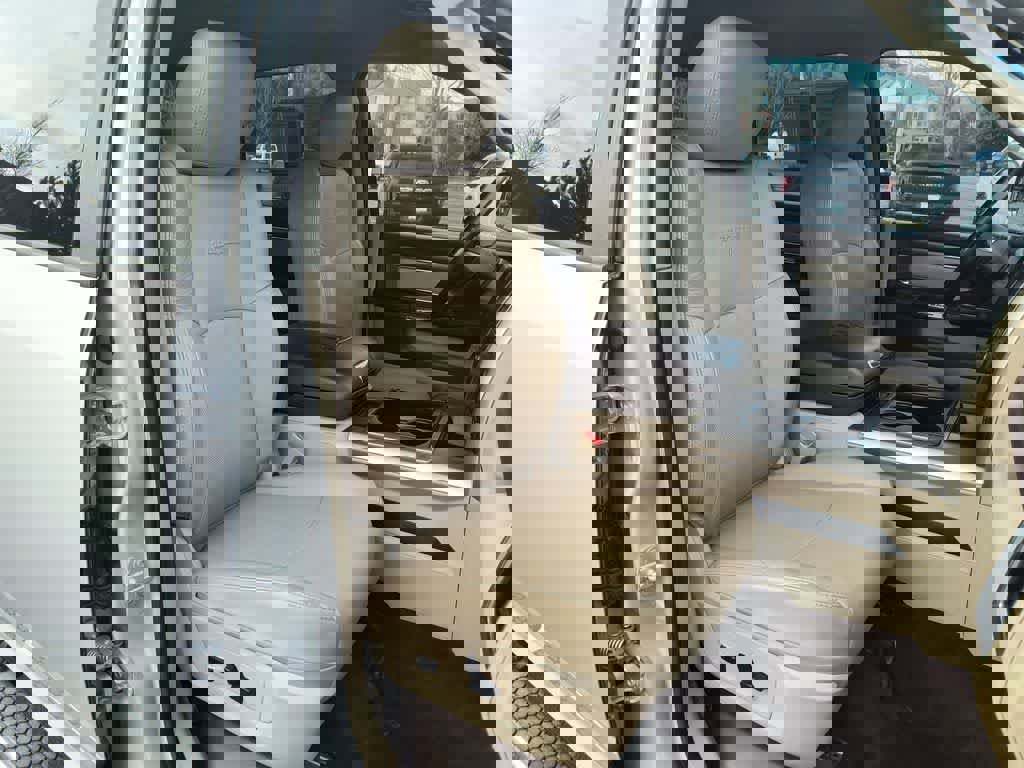 Used 2015 RAM 1500 Laramie image 23