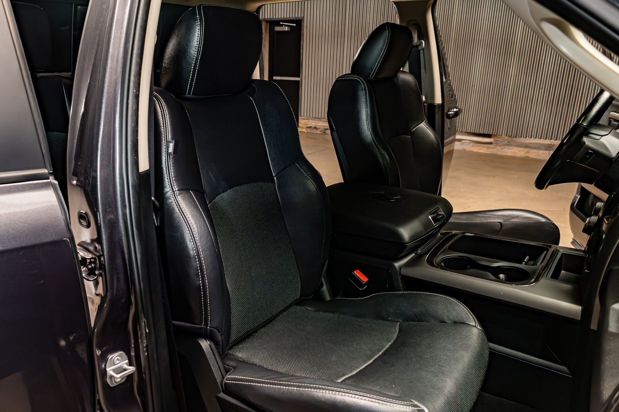 Used 2017 RAM 1500 Sport w/ Convenience Group AWD/4WD image 23