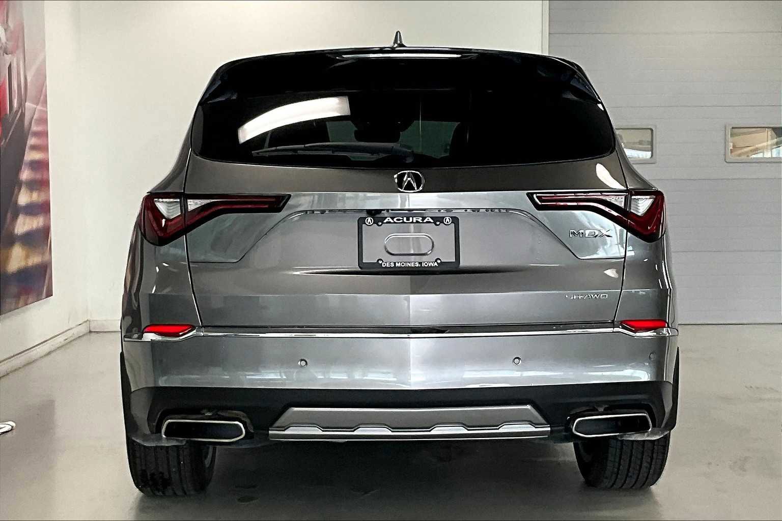 Certified 2025 Acura MDX SH-AWD w/ Technology Package image 5