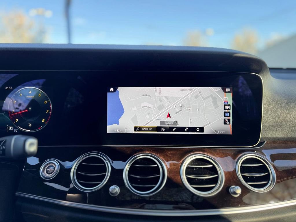 Used 2022 Mercedes-Benz E 350 4MATIC Sedan image 16