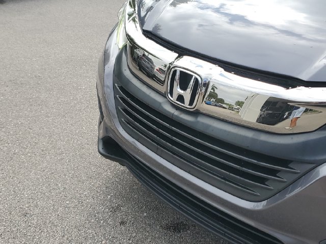Used 2019 Honda HR-V LX image 9