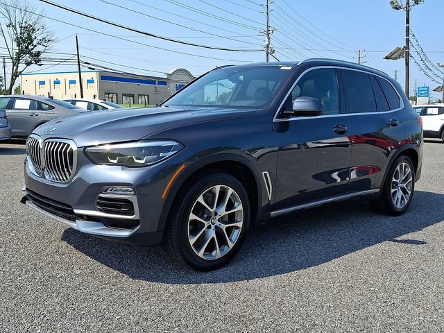 Used 2019 BMW X5 xDrive40i w/ Premium Package 2 AWD/4WD image 3