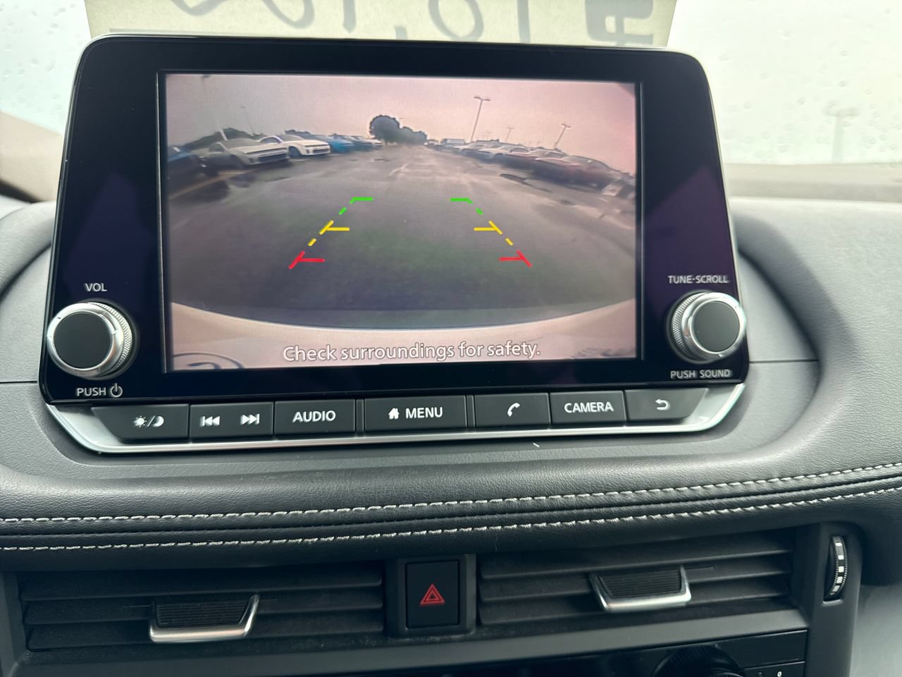 Used 2021 Nissan Rogue S FWD image 19