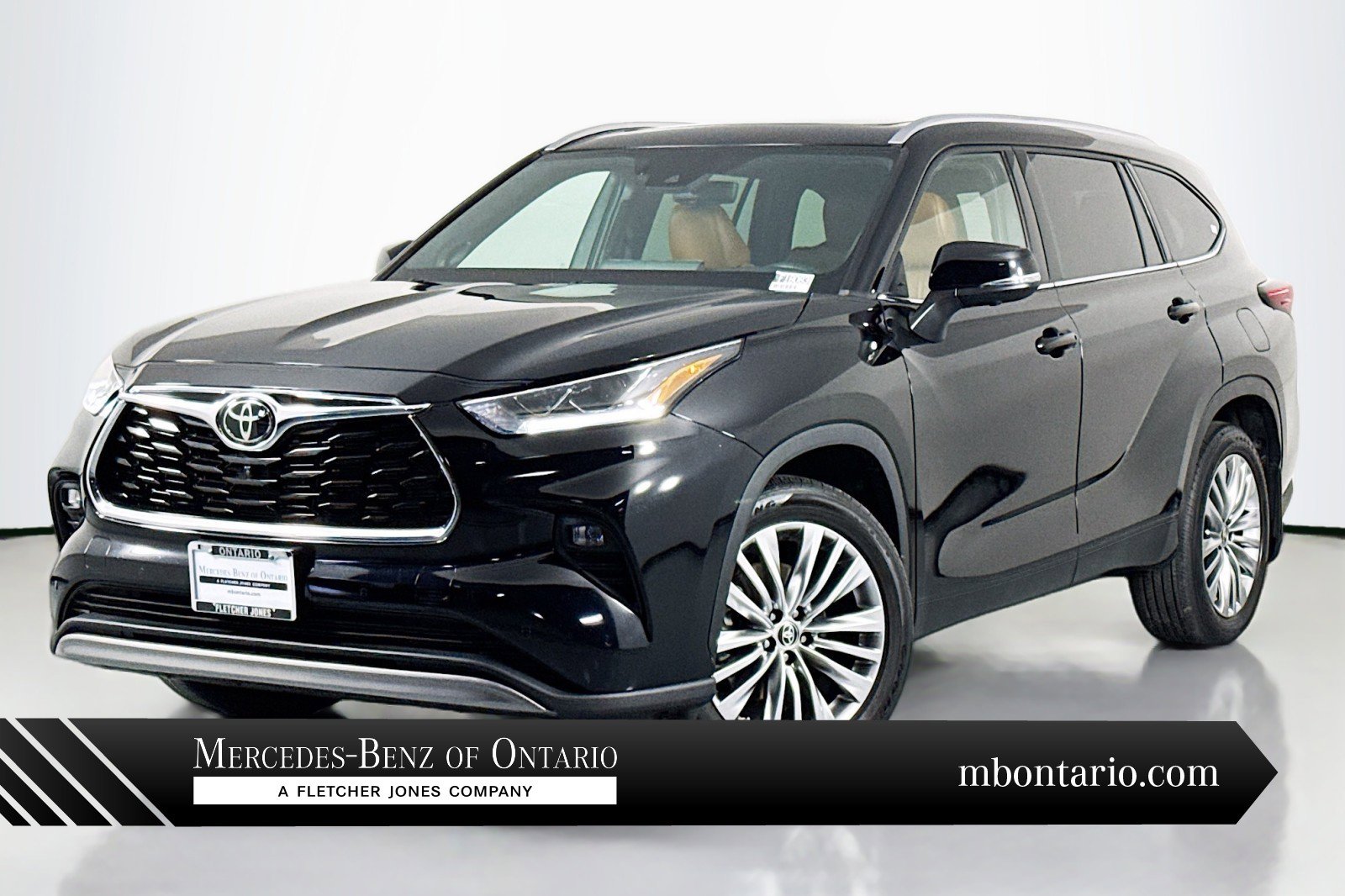 Used 2024 Toyota Highlander Platinum image 1