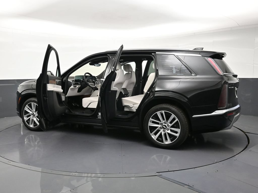 Used 2026 Cadillac Vistiq Luxury AWD/4WD image 35