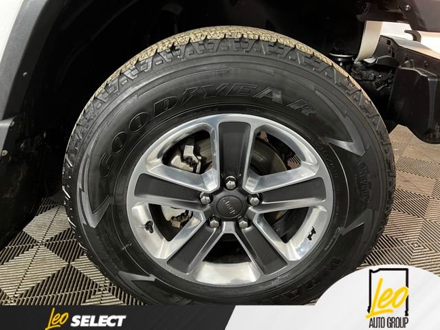 Used 2022 Jeep Wrangler Unlimited Sahara w/ Safety Group AWD/4WD image 29
