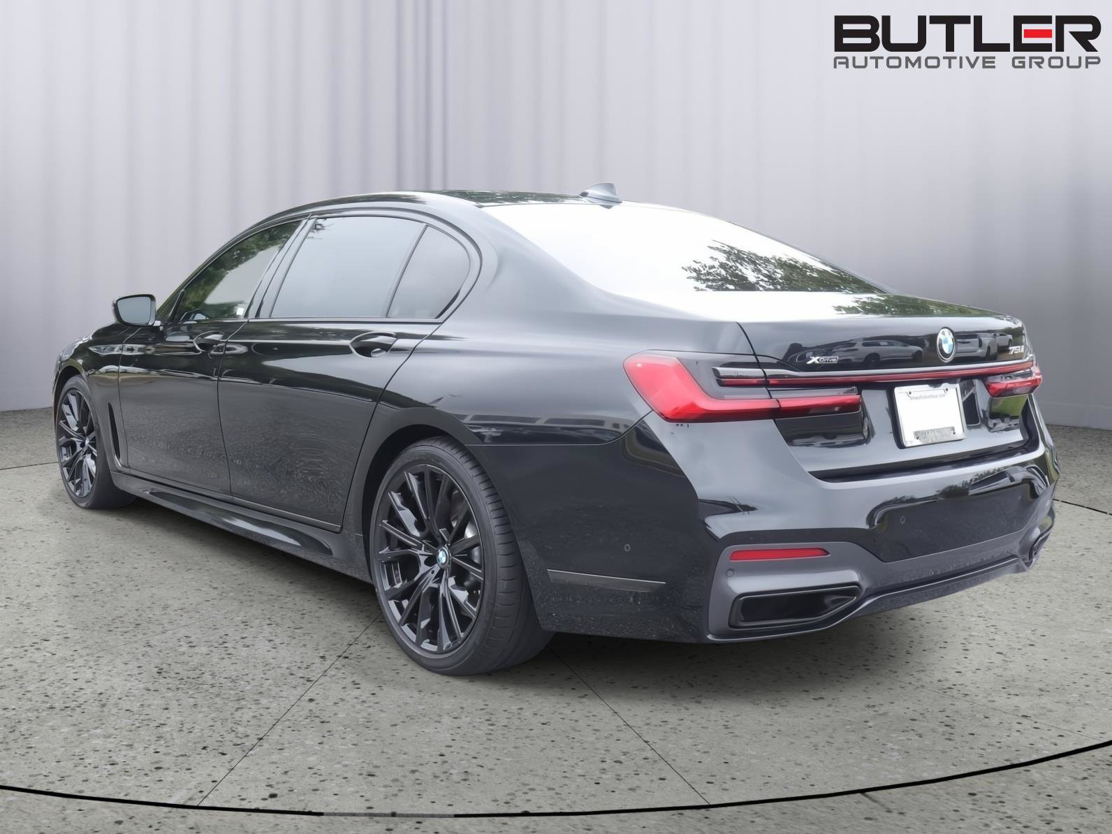 Used 2022 BMW 750Li xDrive AWD/4WD image 4