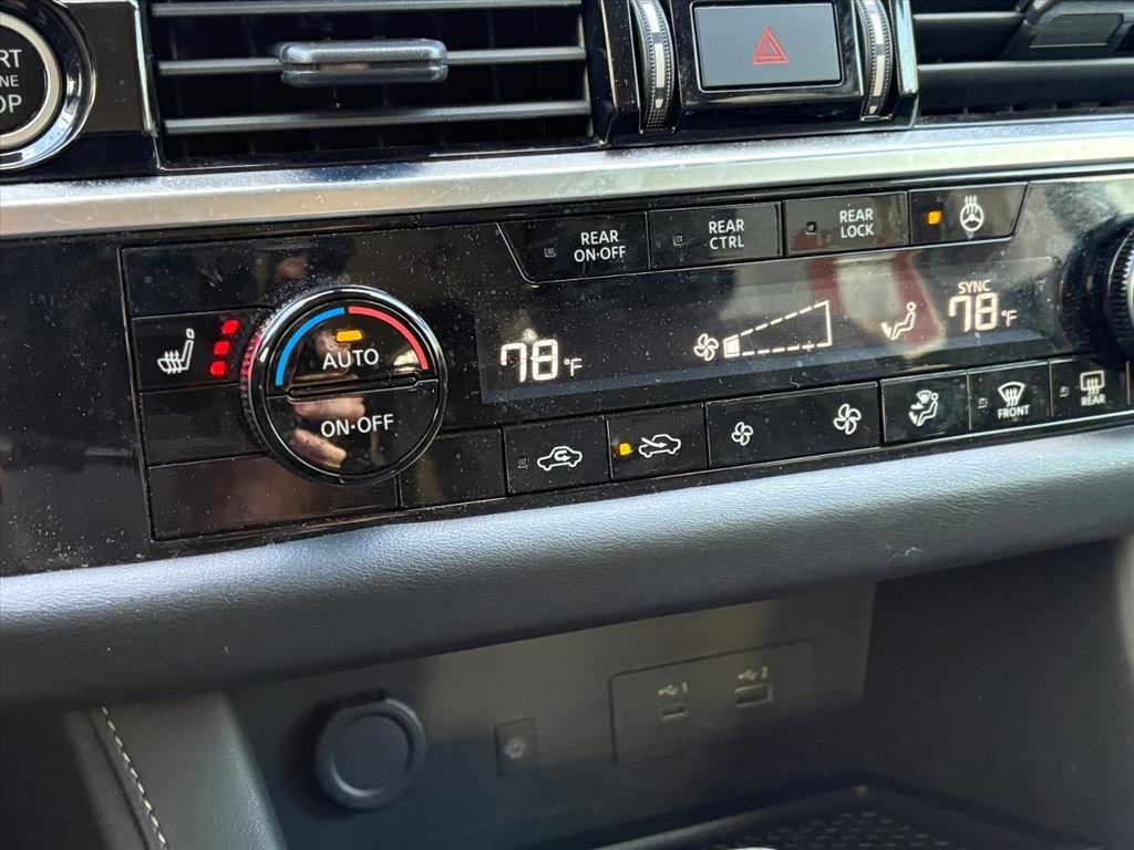 Used 2024 Nissan Pathfinder SL image 15