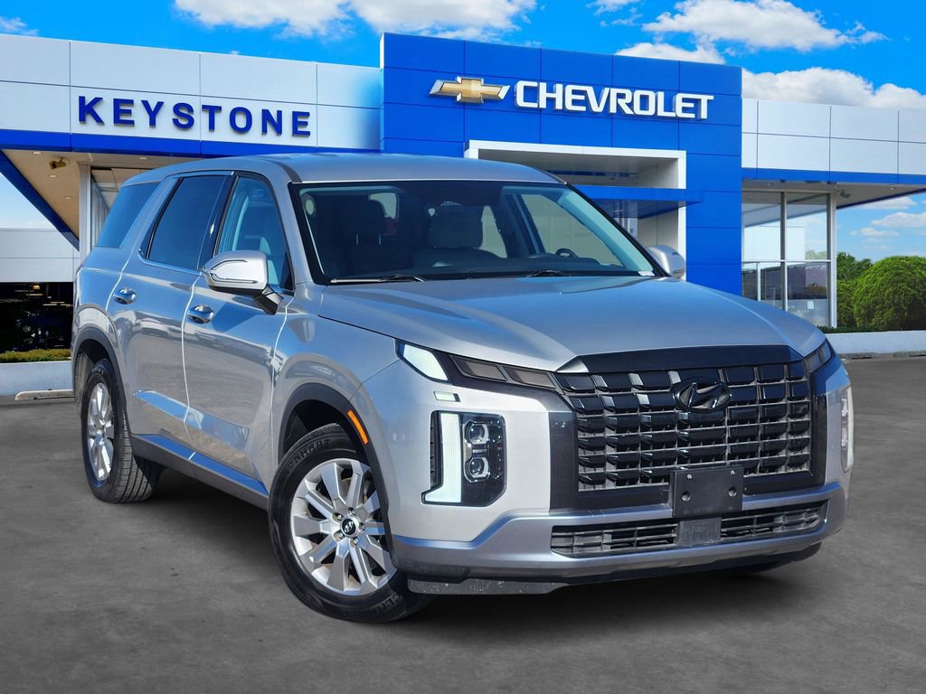 Used 2024 Hyundai Palisade SE video 1