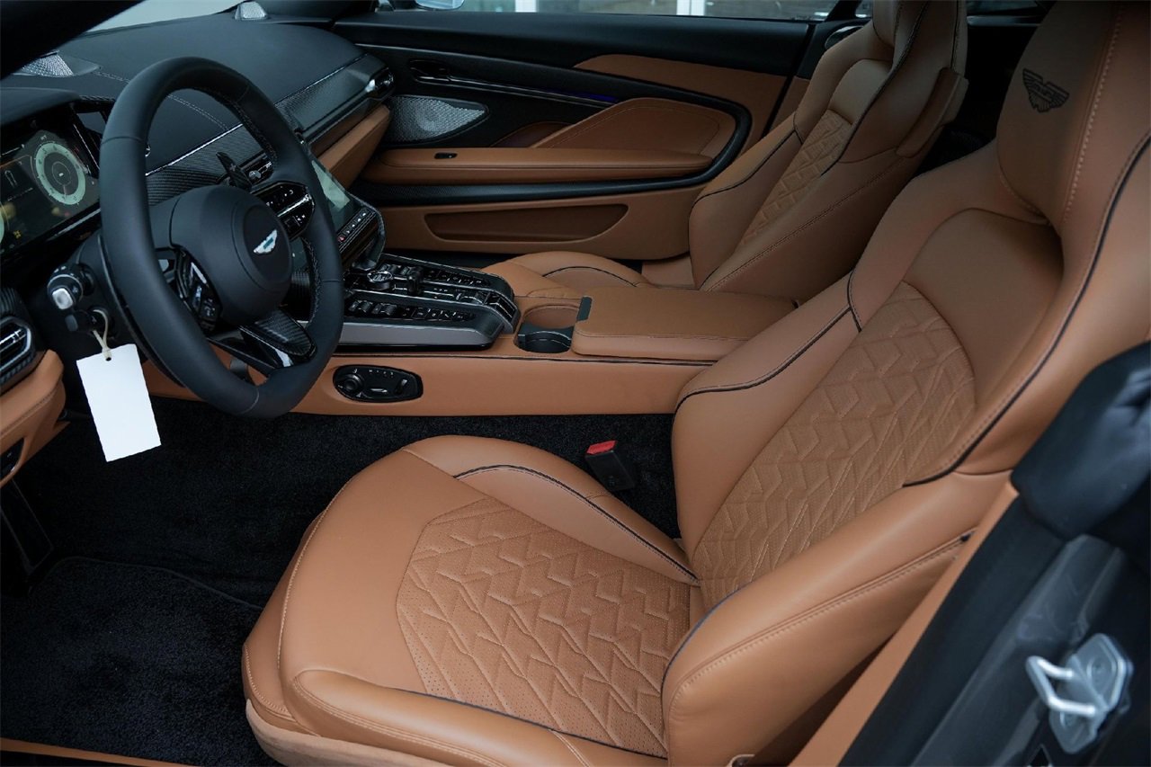 New 2026 Aston Martin Vanquish Convertible image 18