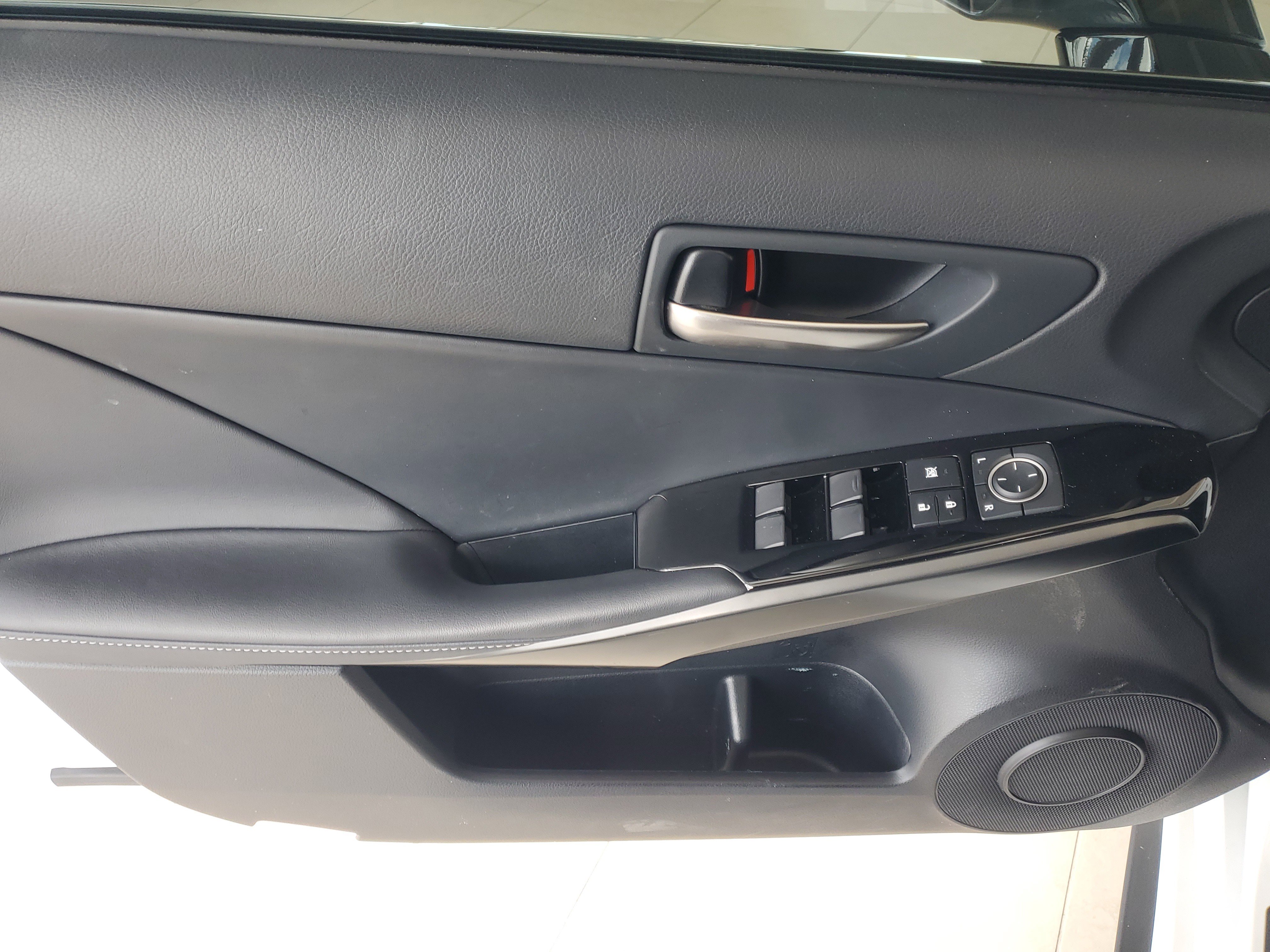 Used 2024 Lexus IS 300 w/ Comfort Package RWD image 21