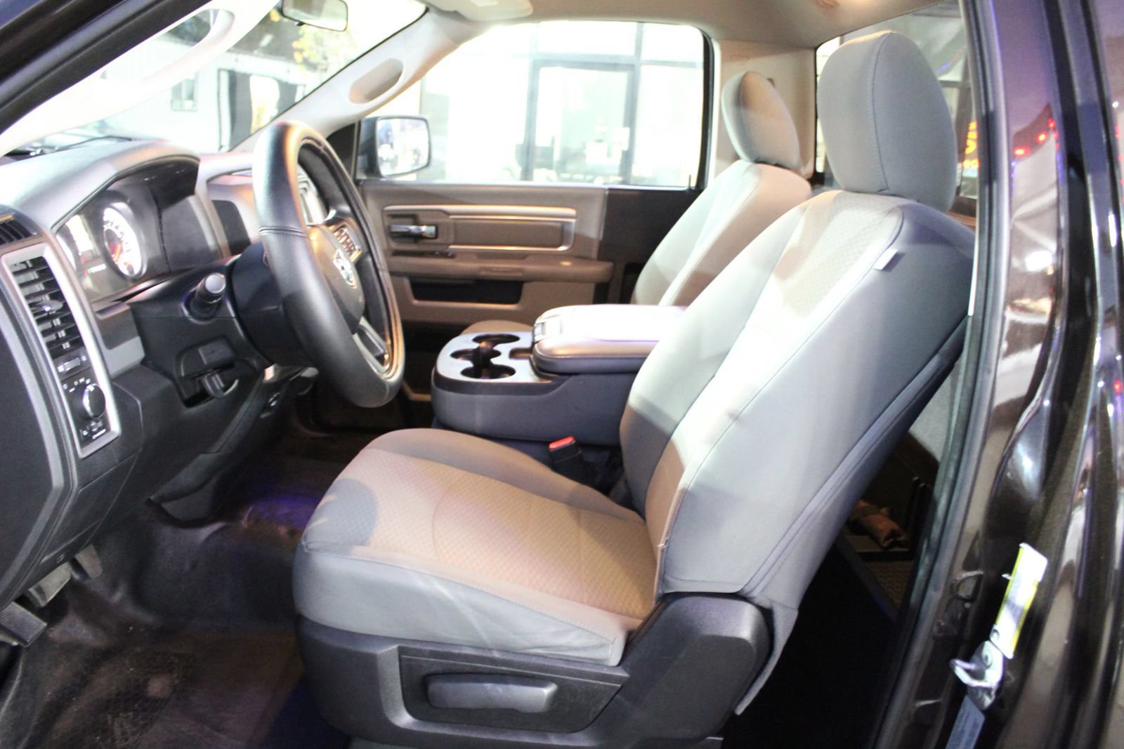 Used 2017 RAM 1500 Tradesman w/ Power & Remote Entry Group RWD image 9