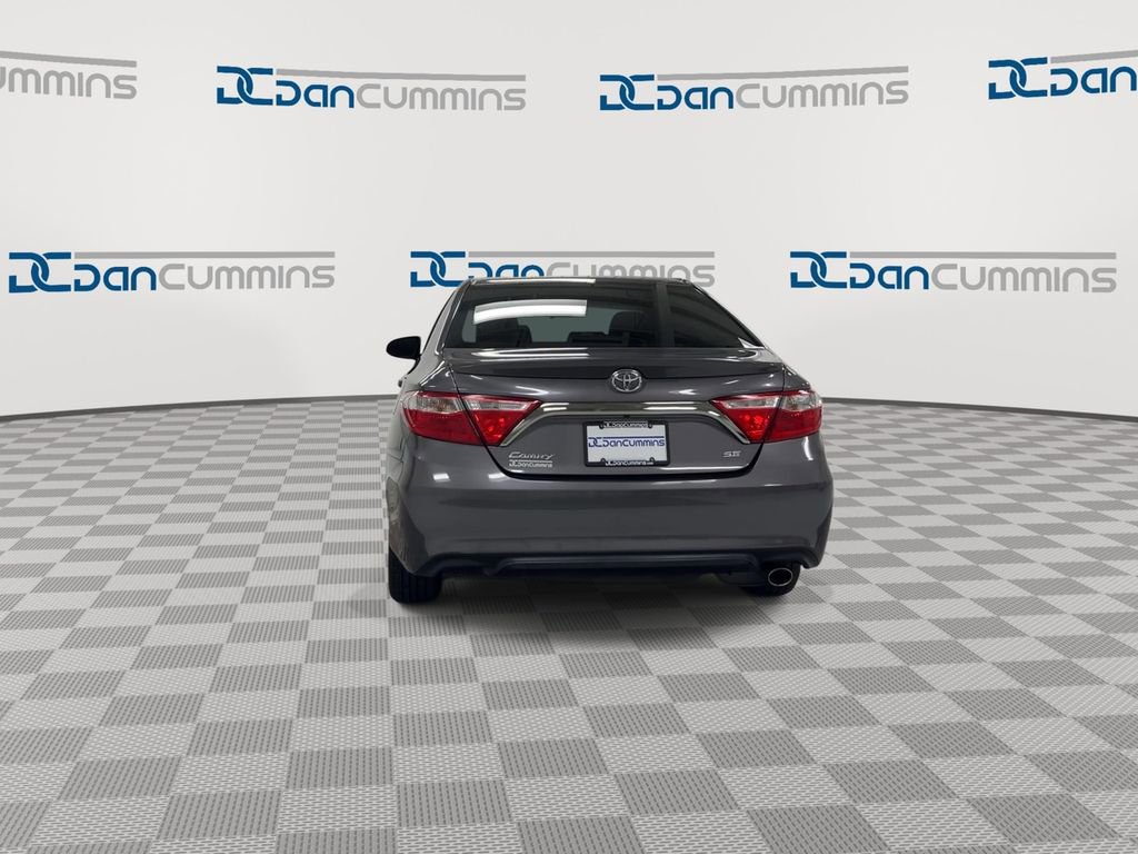 Used 2017 Toyota Camry SE FWD image 7