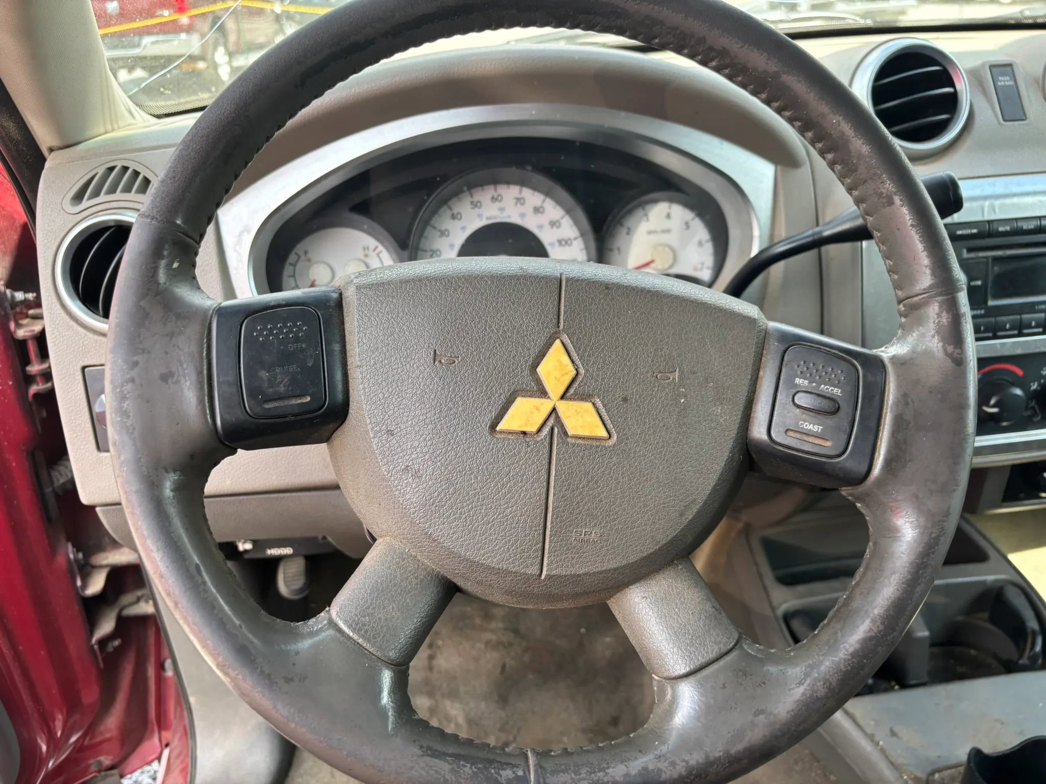 Used 2006 Mitsubishi Raider DuroCross AWD/4WD image 15