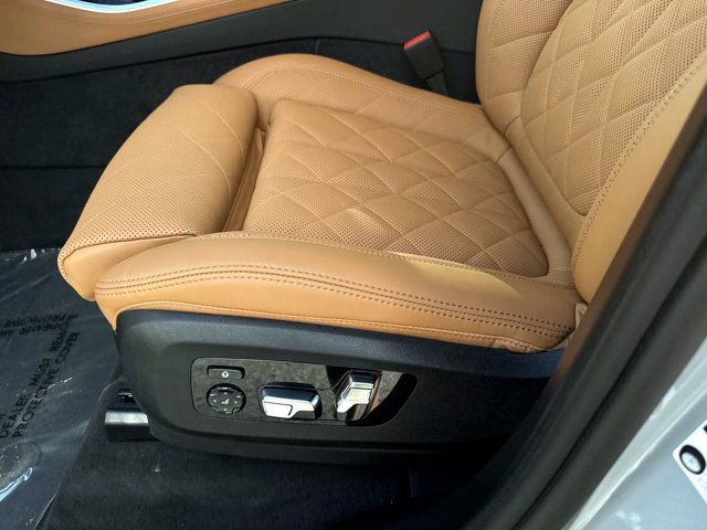 New 2026 BMW X5 sDrive40i w/ M Sport Package RWD image 19