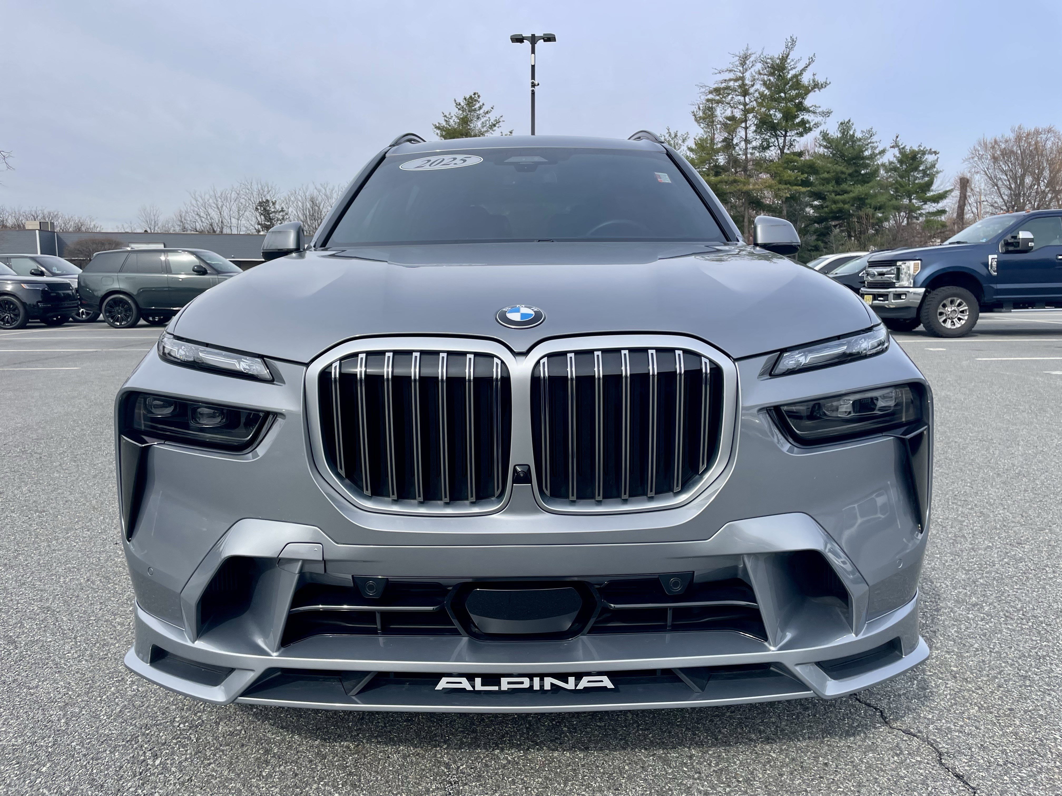 Used 2025 BMW ALPINA XB7 image 2