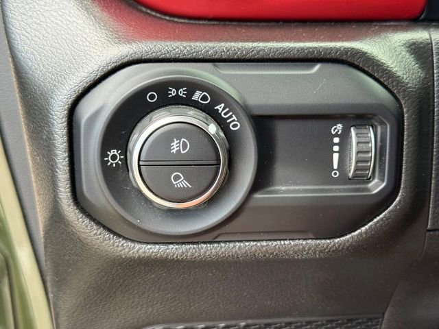 Used 2023 Jeep Gladiator Rubicon image 23