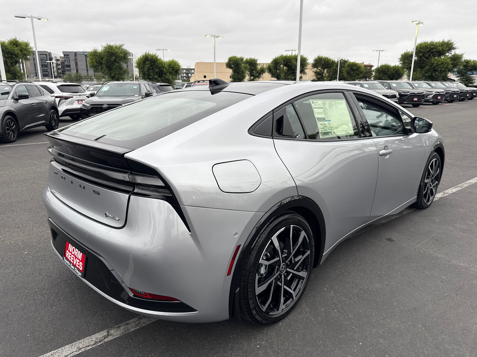 New 2026 Toyota Prius Plug-In Hybrid FWD image 11