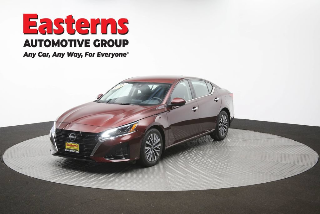 Used 2023 Nissan Altima 2.5 SV FWD image 55