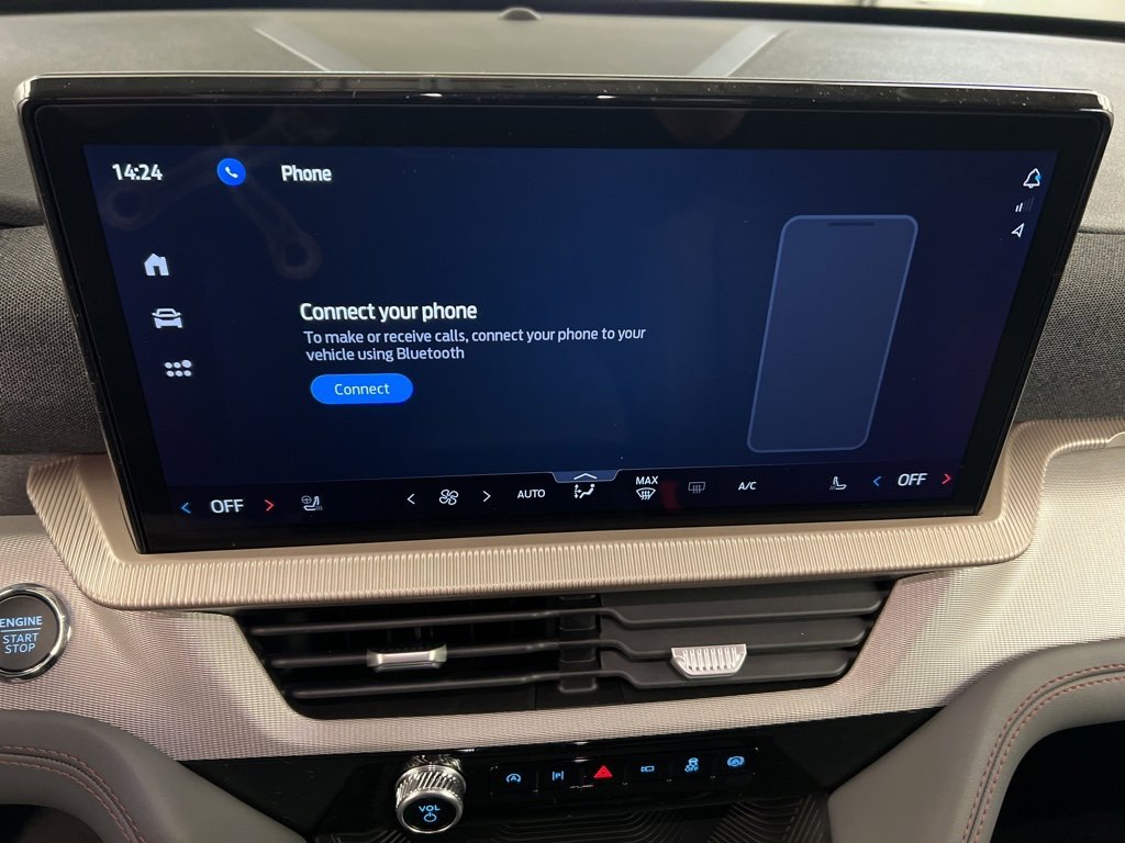 New 2026 Ford Explorer Active w/ Active Comfort Package image 10