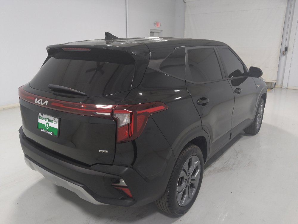 Used 2025 Kia Seltos LX AWD/4WD image 9
