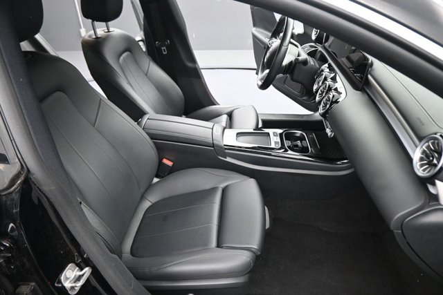 Used 2025 Mercedes-Benz CLA 250 image 14