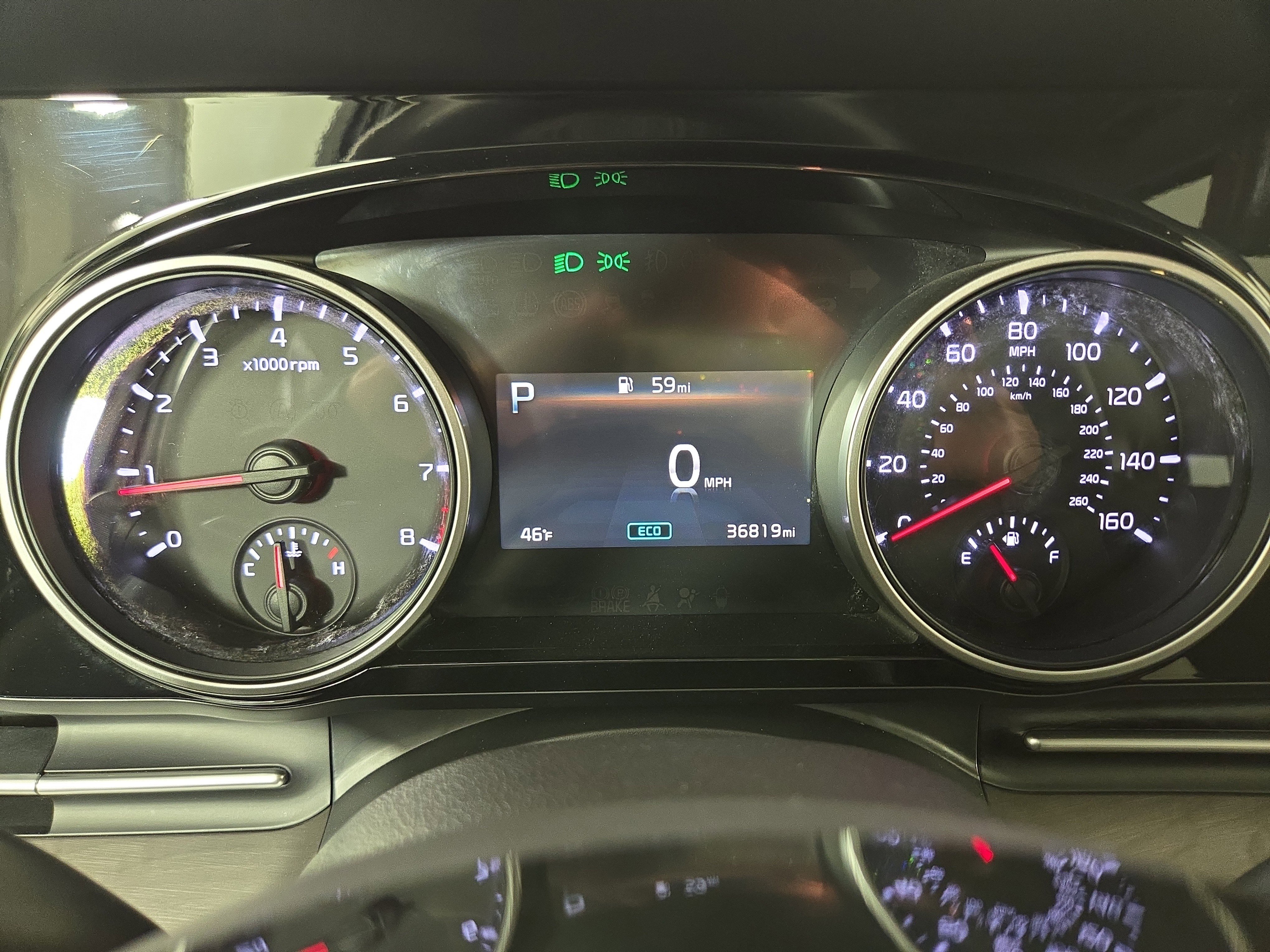 Used 2024 Kia Carnival EX image 19