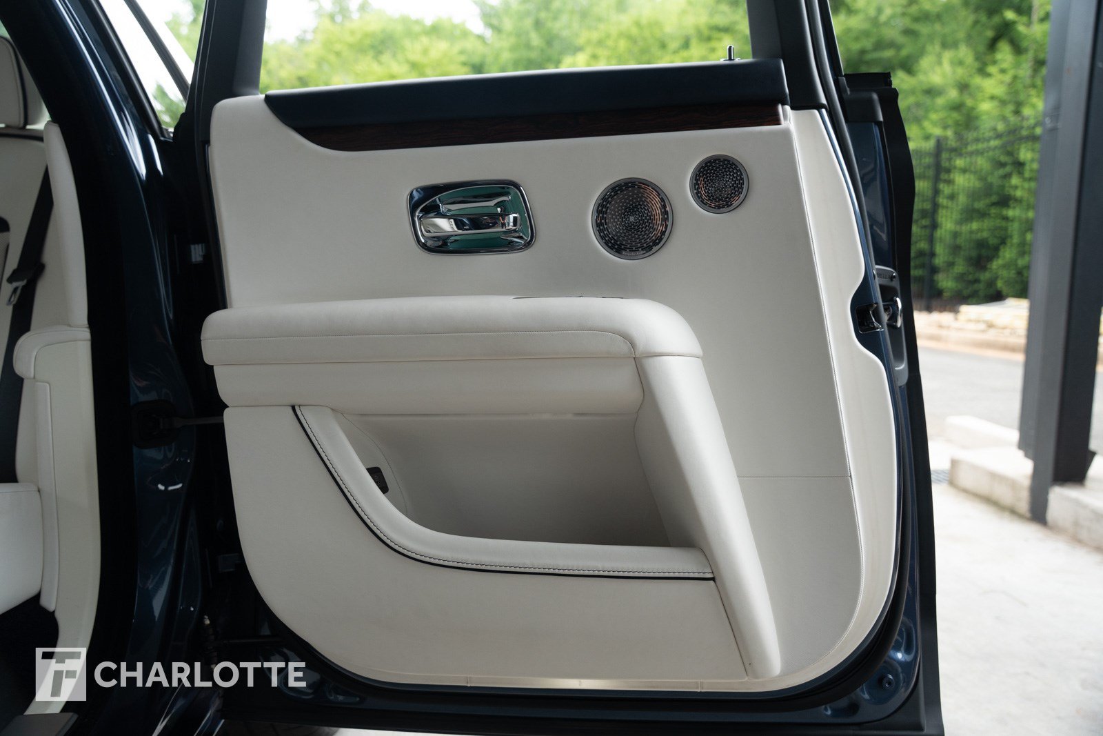Used 2023 Rolls-Royce Ghost AWD/4WD image 37