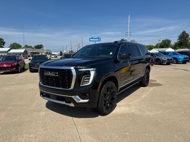 Used 2026 GMC Yukon XL Denali w/ Denali Reserve Package AWD/4WD image 3