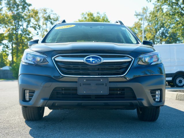 Used 2022 Subaru Outback Premium image 3