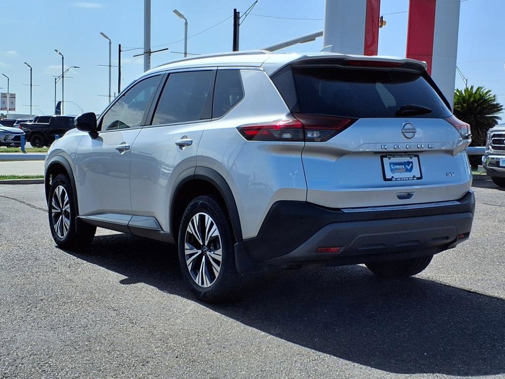 Certified 2022 Nissan Rogue SV w/ SV Premium Package image 7