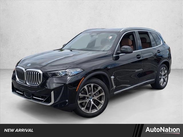 Used 2025 BMW X5 xDrive50e image 1