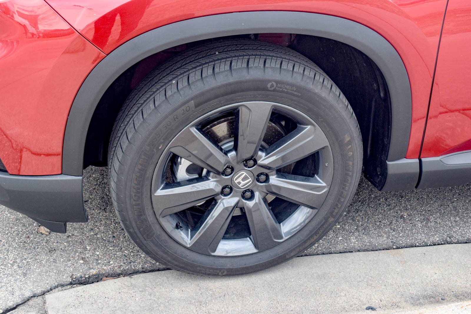 Certified 2025 Honda Pilot Sport image 23