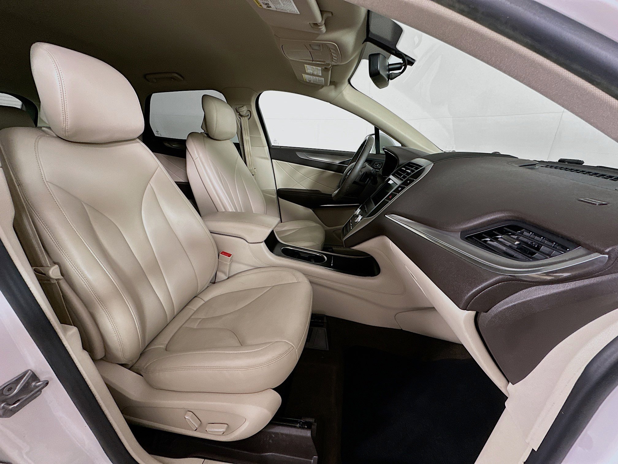 Used 2019 Lincoln MKC Premiere FWD image 29