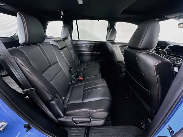 Certified 2025 Honda Passport TrailSport image 9