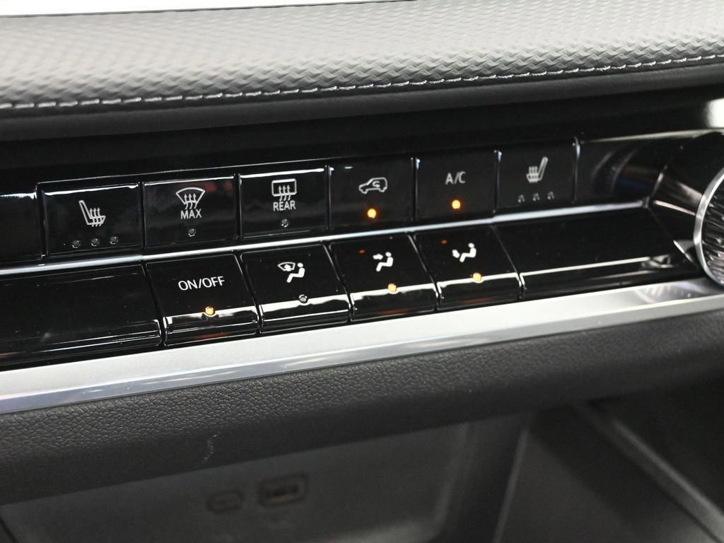 New 2026 Chevrolet Equinox LT w/ LPO, Floor Liner Package image 22