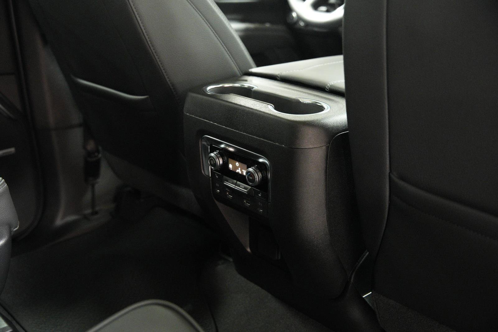 New 2026 GMC Yukon Denali w/ Denali Reserve Package image 20