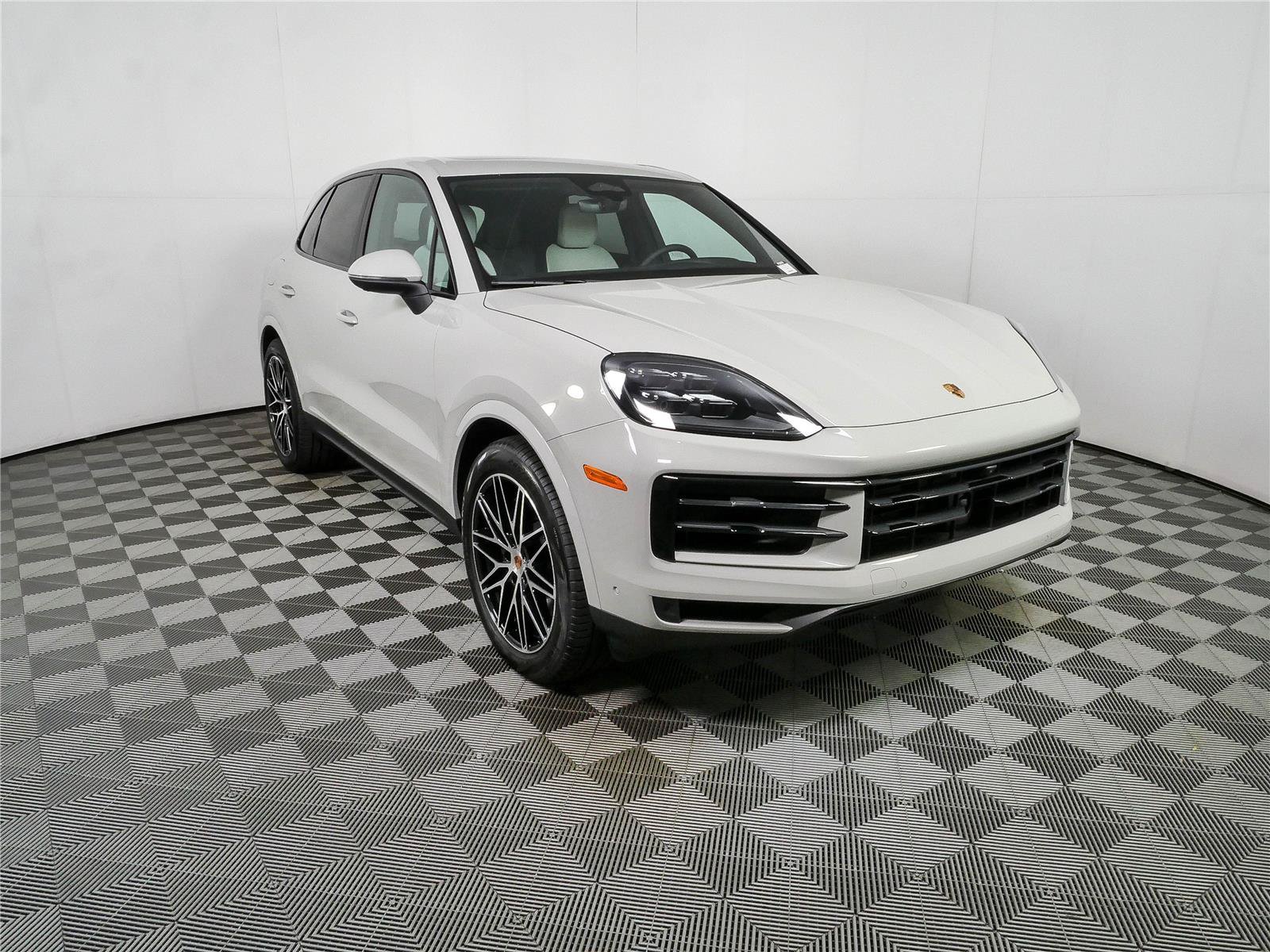New 2026 Porsche Cayenne AWD/4WD image 28
