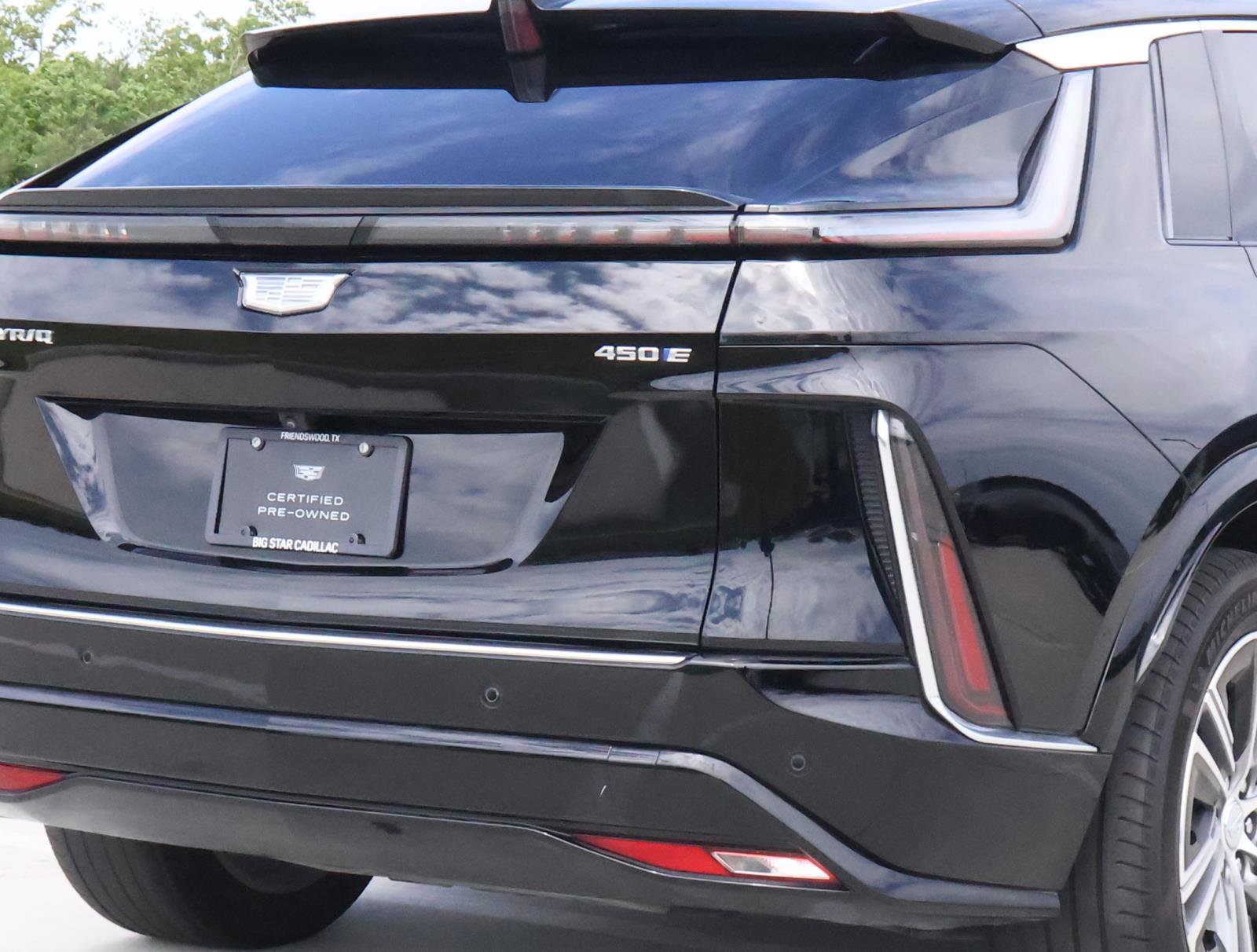 Certified 2024 Cadillac Lyriq Luxury RWD image 11