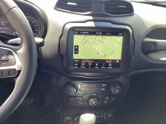 Used 2023 Jeep Renegade Latitude AWD/4WD image 17