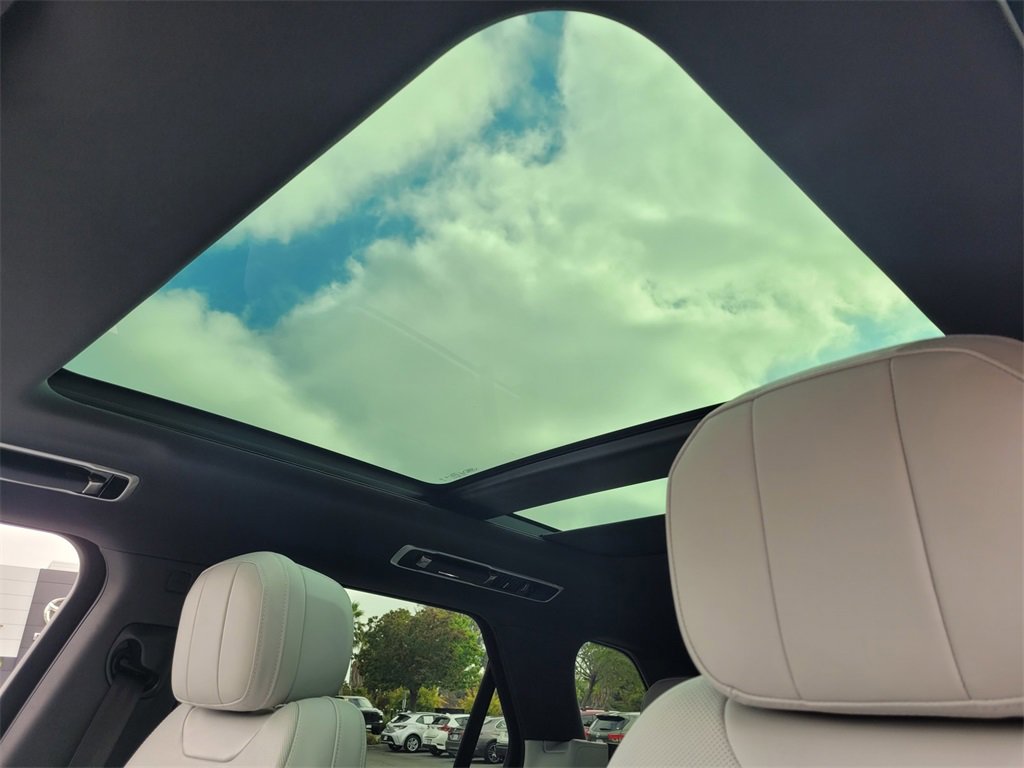 Used 2023 Land Rover Range Rover Sport SE image 19