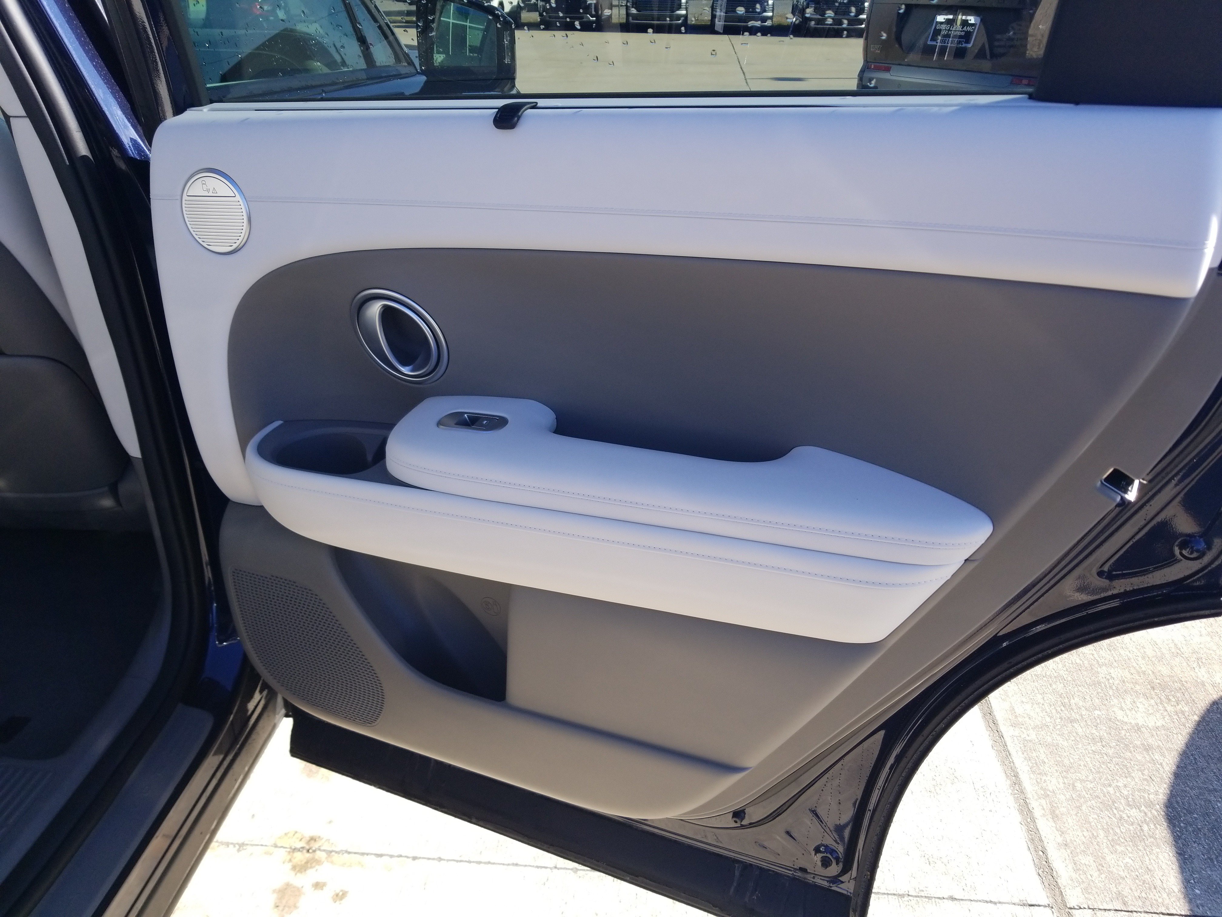 Used 2026 Hyundai Palisade SEL Premium FWD image 14