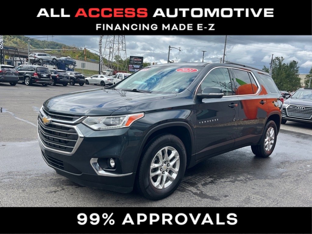 Used 2021 Chevrolet Traverse LT image 4