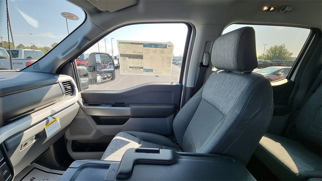 New 2026 Ford F250 XLT w/ FX4 Off-Road Package image 11